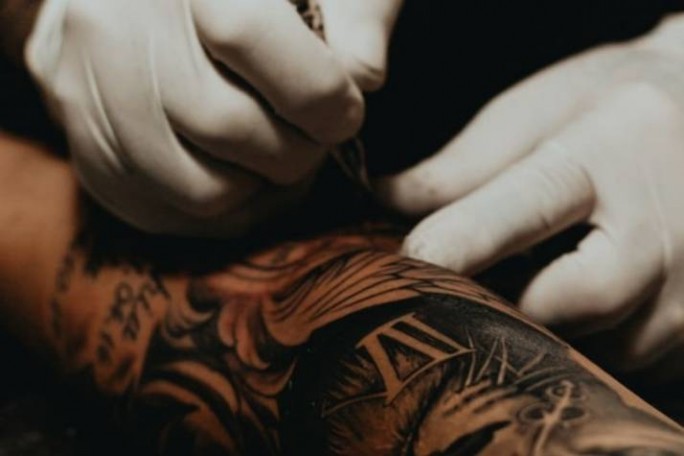 A tattoo artist shares the 4 biggest mistakes people make when getting  floral designs | Business Insider India