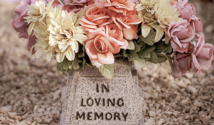8 ways to help someone you love through grief 8 ways to help someone you love through grief